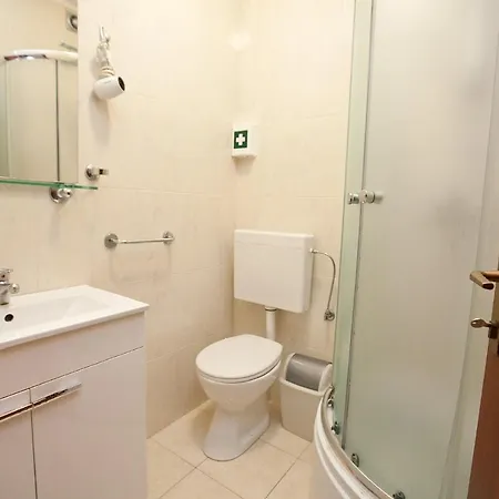 Victoria Spire Center Of The Old Town