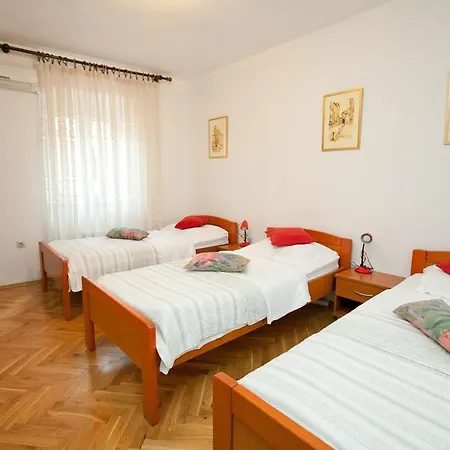 Victoria Spire Center Of The Old Town Διαμέρισμα